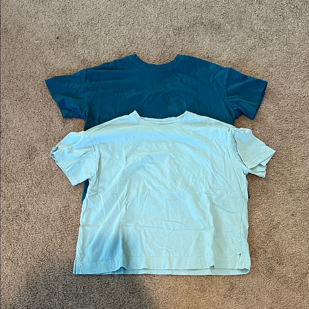 Old Navy Short Sleeve Tees - Teal and Light Blue